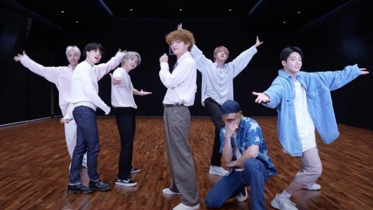 bts-jungkook-v-jimin-and-others-capture-hearts-with-their-killer-dance-on-gore-gore-mukhde-pe-song-viral-video